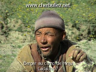 légende: Berger au camp de Hinju Ladakh 07
qualityCode=raw
sizeCode=half

Données de l'image originale:
Taille originale: 153192 bytes
Temps d'exposition: 1/215 s
Diaph: f/400/100
Heure de prise de vue: 2002:06:14 17:10:08
Flash: non
Focale: 420/10 mm
